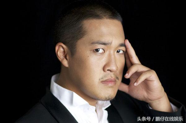 张博宇与张墨锡婚礼上,张丰毅缺席儿子婚礼是