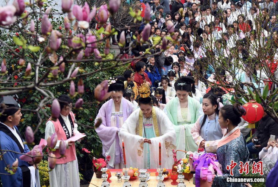 “花神节”到来 各地上演唯美“花神祭”