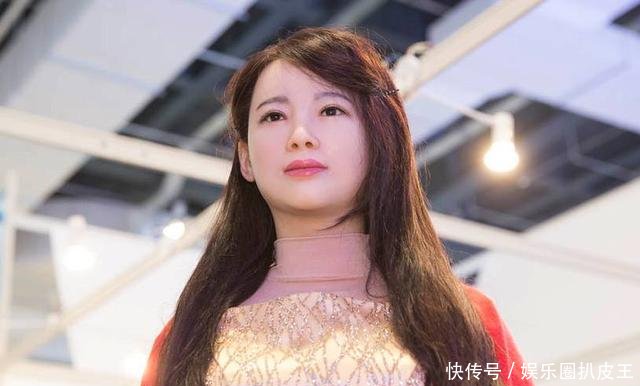 中国第一个美女机器人问世, 未来机器人老婆会