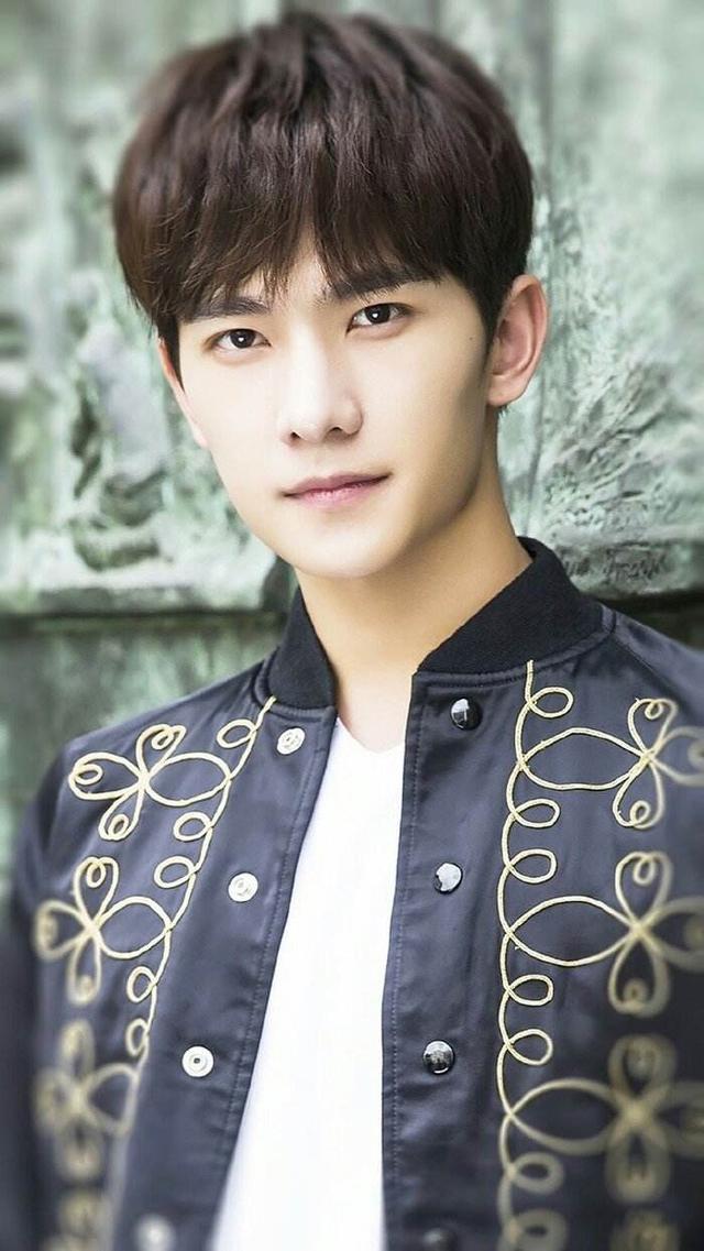 鹿晗吴亦凡杨洋王俊伊被评为90后四大小生