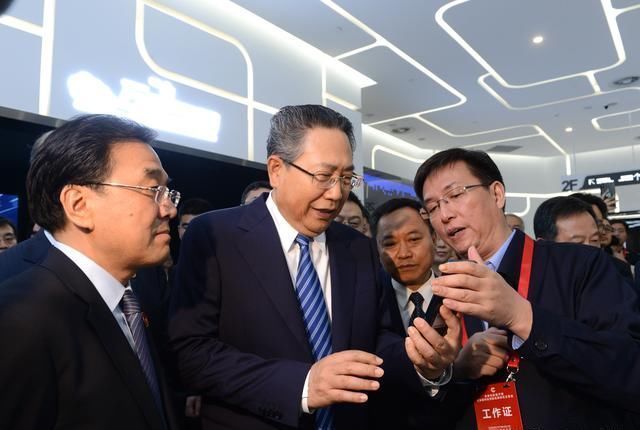 安徽省委书记通过移动网络打通省内首个5G电