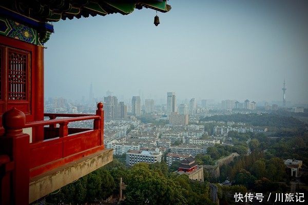 中国“最亲近”的两个省会城市，一个GDP过万亿，一个存在感不高