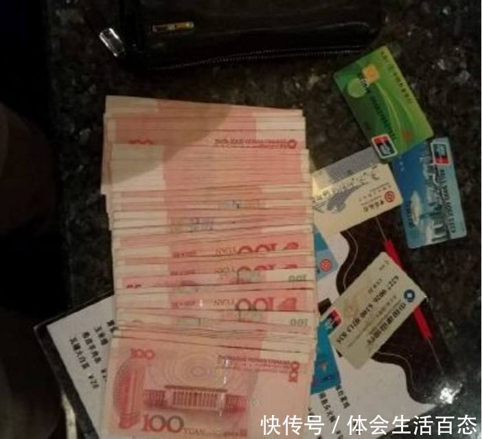 七旬乞丐路边捡到钱包后，拿出50元买吃的，失主看到后如此回答