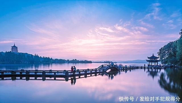 韩国人来中国旅游,看到杭州西湖后不淡定了,直