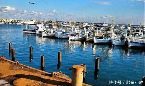 世界上最牛的国家:靠移民赚了400亿,男人娶妻