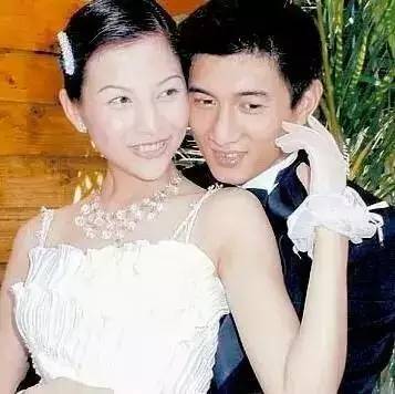 她是吴奇隆前女友,进娱乐圈为母还债,如今终于成人生赢家!