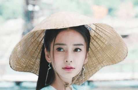 又迎来了两年一次的中国影视金鹰奖,杨幂都输