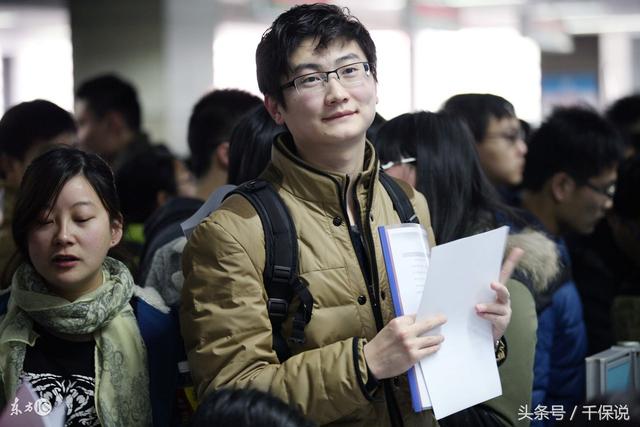 为什么现在年轻人都不想交社保,看看他们说的