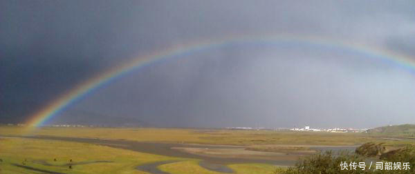 藏区基本没人钓鱼，高山冷水鱼的密度很大