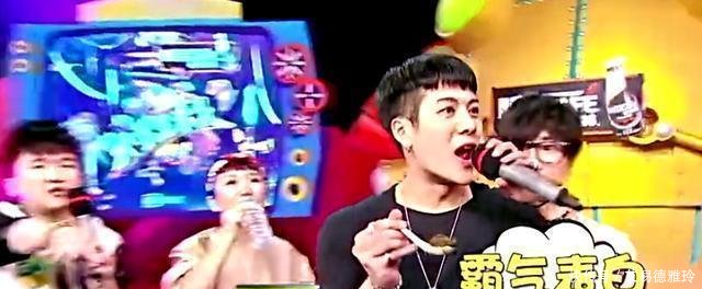 明星为综艺效果很拼杨幂吃土,王嘉尔吃蟑螂,薛