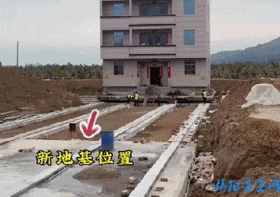 房屋平移是怎么做到的(建筑物整体平移是一种在不改变建筑外观和结构的前提下) 钢结构玻璃栈道设计 第4张 房屋平移是怎么做到的(建筑物整体平移是一种在不改变建筑外观和结构的前提下) 钢结构玻璃栈道设计 第4张
