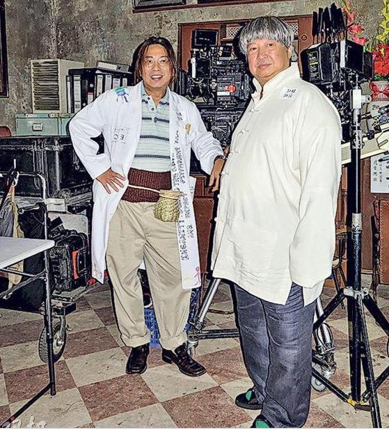 洪金宝近照曝光身材清减，自曝把太太允许他娶二奶当做减肥动力
