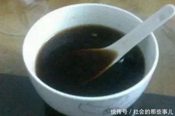 婆婆偷偷给孕妇喝偏方,看到出生孩子的第一眼