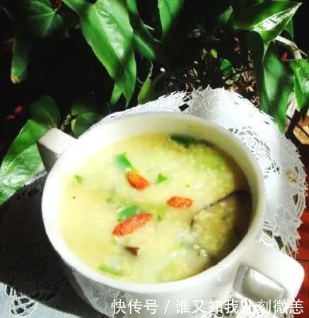 家常菜谱胡萝卜莲藕丸子,海参小米青菜粥,南瓜