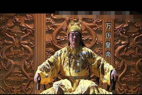 被人骂昏君400年,三十年不上早朝,打开陵墓后,众人哑口无言!