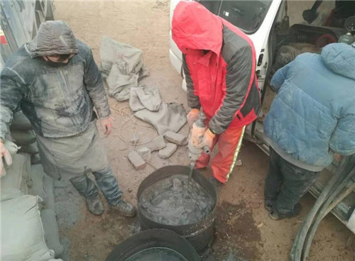 不发火混凝土地面做法的材料(地基加固施工注意事项) 钢结构钢结构螺旋楼梯施工 第1张 不发火混凝土地面做法的材料(地基加固施工注意事项) 钢结构钢结构螺旋楼梯施工 第1张