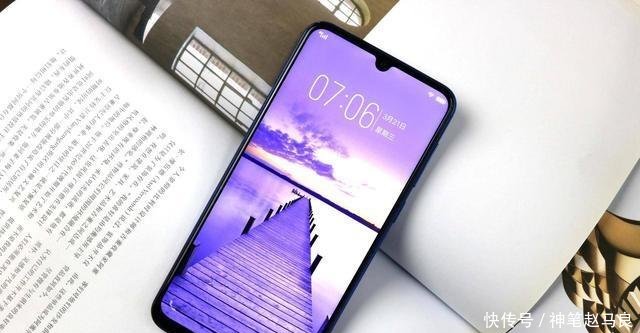 魅族小米相继宣布降价,2019年的手机江湖将更