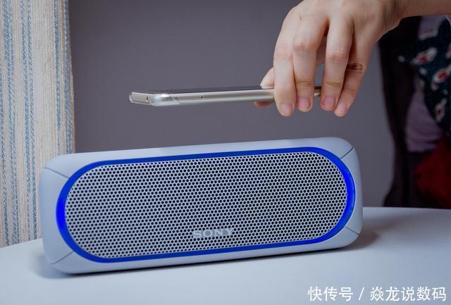 低音越狠灯越浪,索尼无线蓝牙防水音箱测评!_