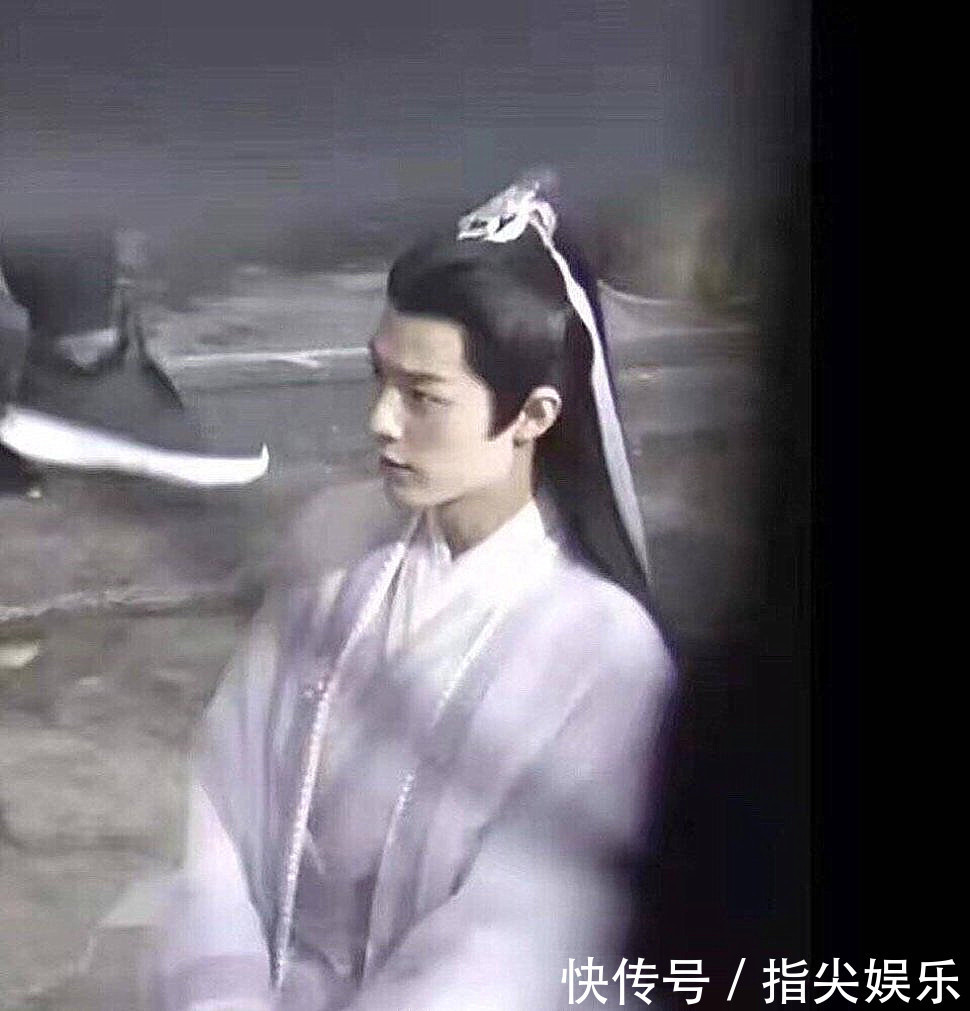 肖战玉骨遥定妆路透再上热搜最佳演员票数也反超王一博但突然又跌了