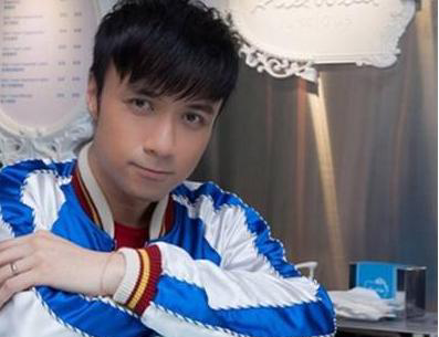 明星,他们两个被拒保,李连杰曾领三级残疾证!