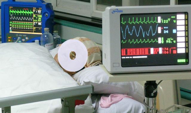 ICU病房为何严禁家属陪护?专家的解释若不听