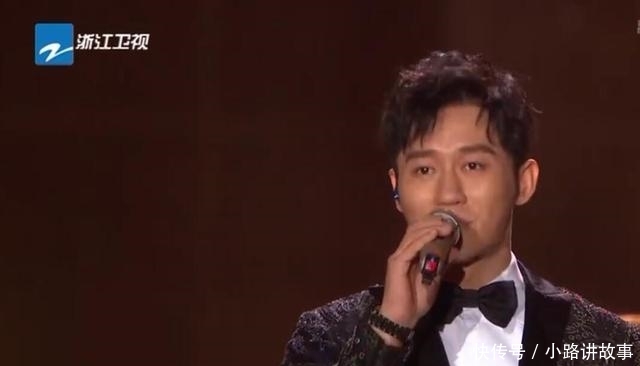 浙江卫视跨年晚会李晨韩雪合唱,三年前他与范