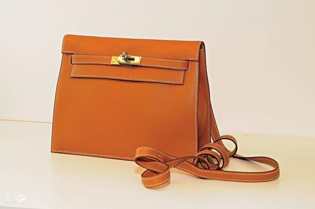 怎样辨别爱马仕包包的真假?