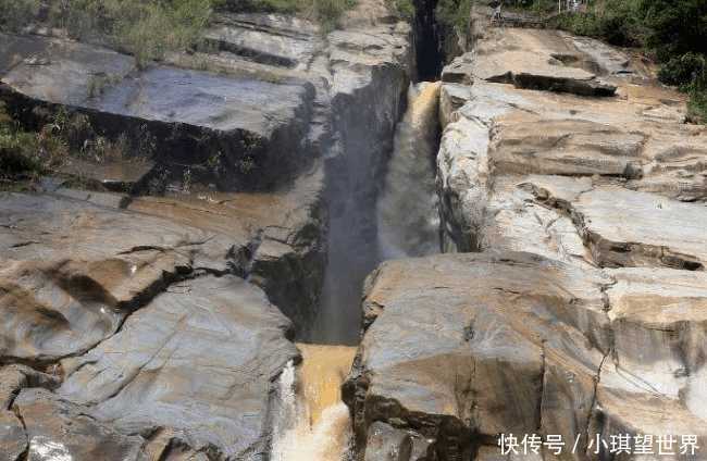 全球唯一裂缝国界线, 大部分领土曾属于中国, 现一边中国一边越南