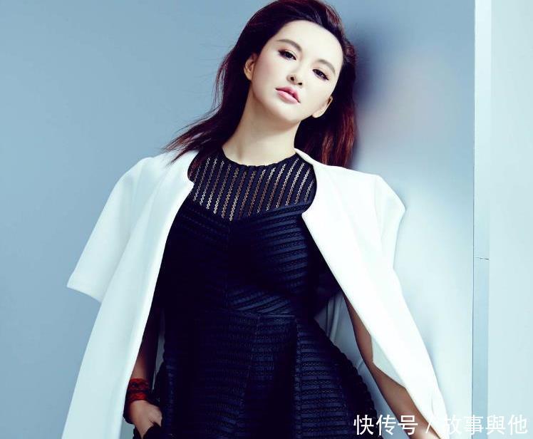 娱乐圈的占卜师,高云翔贾乃亮被她说中