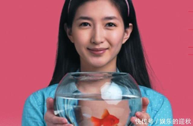 网友偶遇江疏影高调寻人,又是炒作?_【快资讯