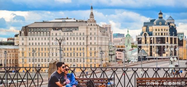 美国青年 俄罗斯与中国的战略合作伙伴关系, 不