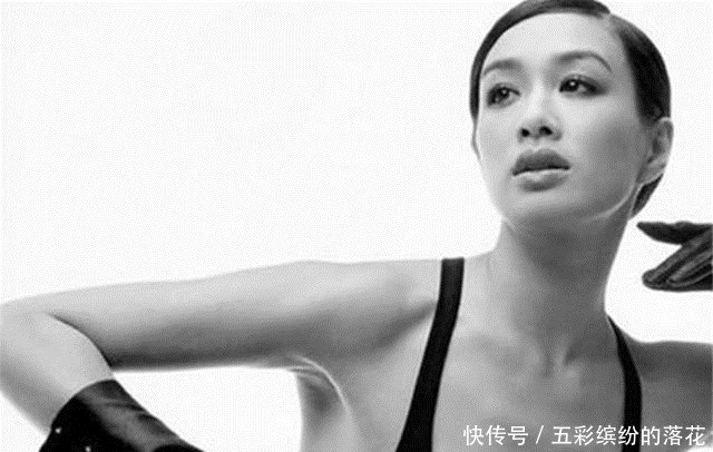 曾经香港的性感女神,如今经历三段婚姻,为爱狂