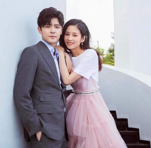 颖儿付辛博婚后巴厘岛度假晒美照,鸽子蛋大的