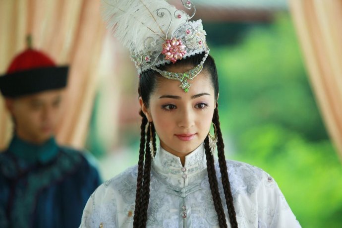 麦迪娜·买买提图片