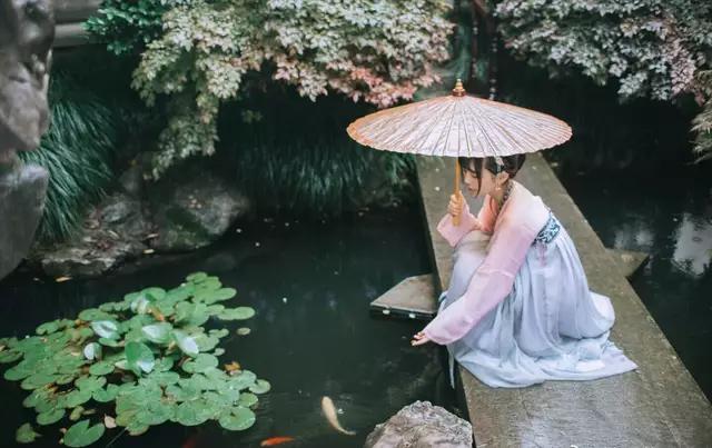 汉服最佳搭配:油纸伞 原来寓意这么多!咱祖先的