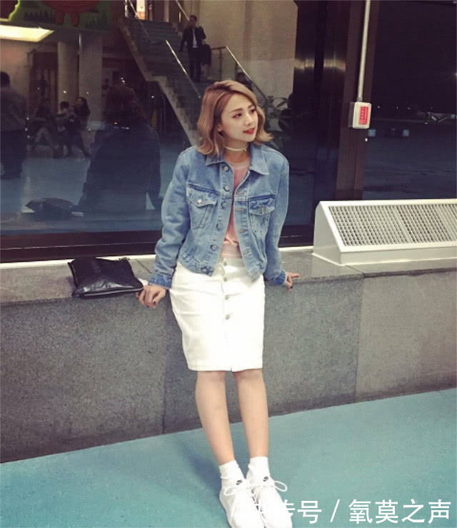 曾在韩国出道的她,被公司嫌丑而解约,如今变身