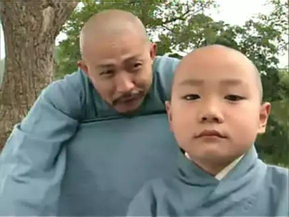 新加坡人在内地一角成名,走红后却消失,今娶内