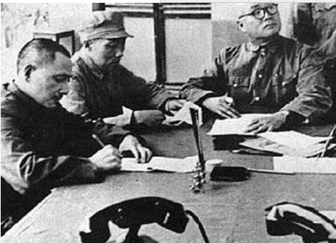 国民党大势已去之时,毛主席却颁布了一条军令,刘伯承吓得满头大