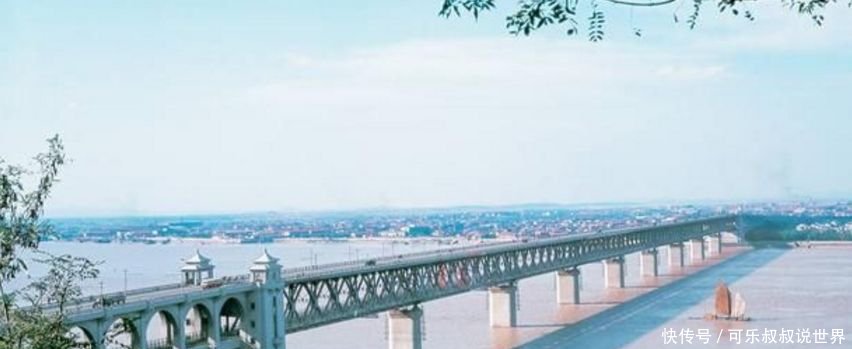 中国又一逆天工程!长江上空200米现千米天梯,