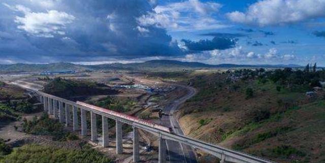 不再让步!中国:90天内赔偿300亿违约金,这是怎