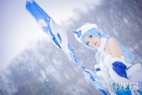 王者荣耀王昭君COS 冰封身躯性感火热