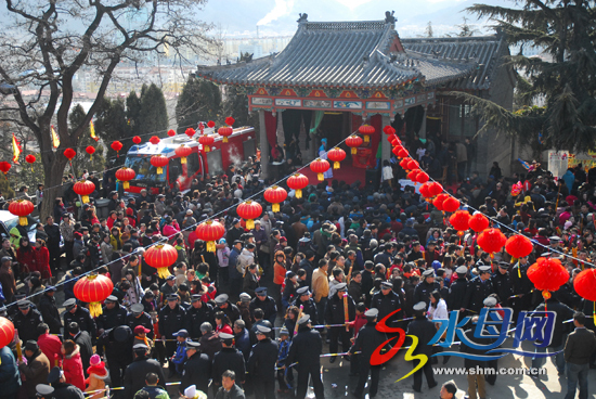 烟台毓璜顶庙会