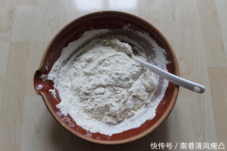 同样是蒸馒头,为什么馒头铺里的馒头又白又好