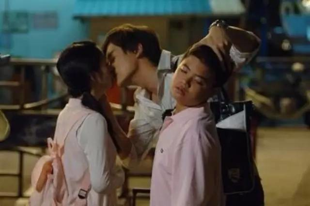 恶作剧之吻1-15集 t015c82330b289202a5.png?size=640x426