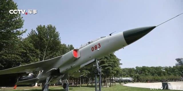 方向舵飞掉、燃油突然耗尽,这款飞机的试飞之