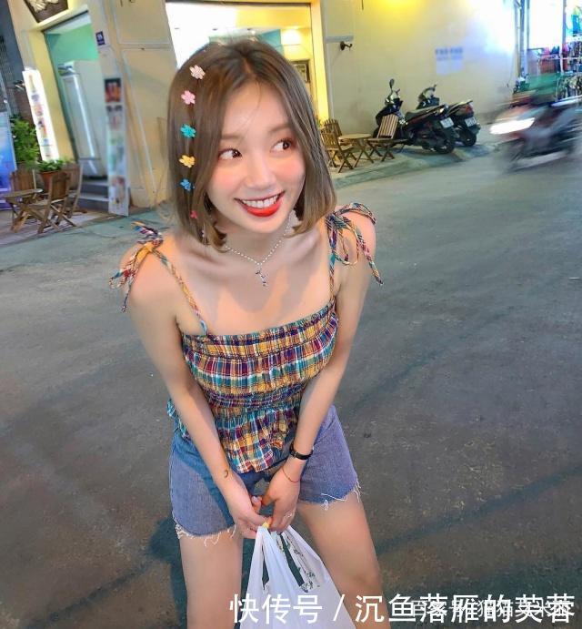 什么叫自信什么叫气质 t0160566fdf2c08f788.jpg