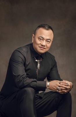 本山传媒副总张家豪开播,为天佑正名辟谣赔款