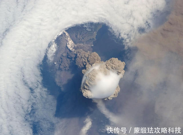 从外太空看地球是什么样子?的你确定这个就是别人生,你没见过世界