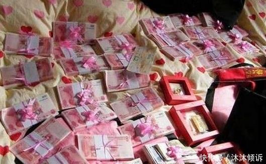 男友给25万彩礼爸妈欣喜若狂，给银行卡陪嫁，我查余额后彻底傻眼