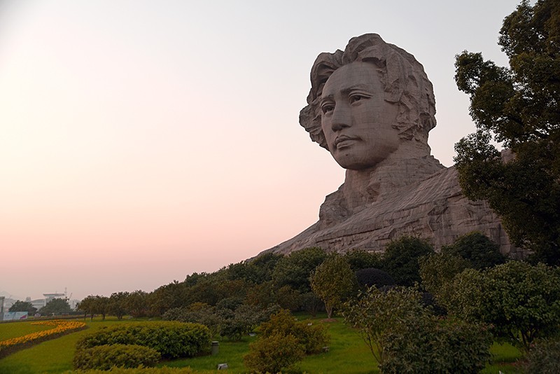 橘子洲头:昔日伟人舒豪情,今夕民众得休闲 - 长城雄风 ( 2 ) 博客 - 长城雄风『2』博客 橘子洲头:昔日伟人舒豪情,今夕民众得休闲 - 长城雄风 ( 2 ) 博客 - 长城雄风『2』博客